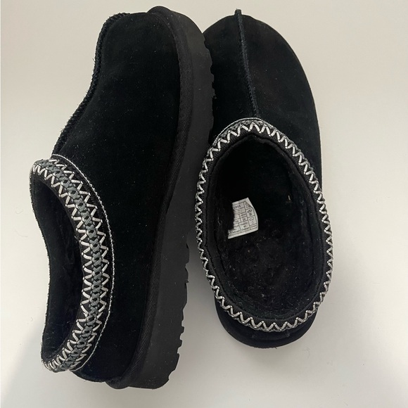 Ugg Tasman women’s slipper size 7 Black suede - Picture 8 of 12